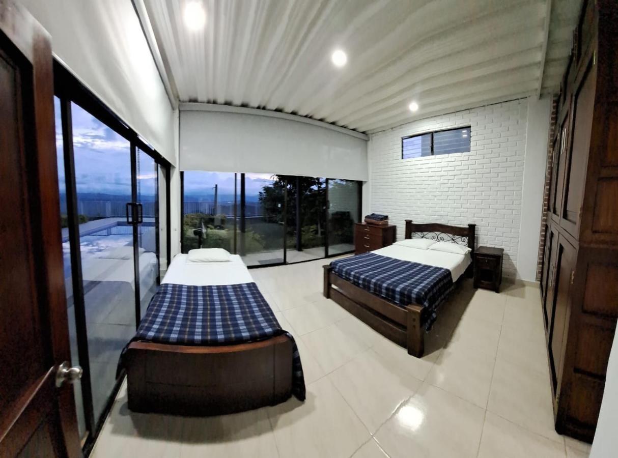Caro Villa Palestina (Caldas)